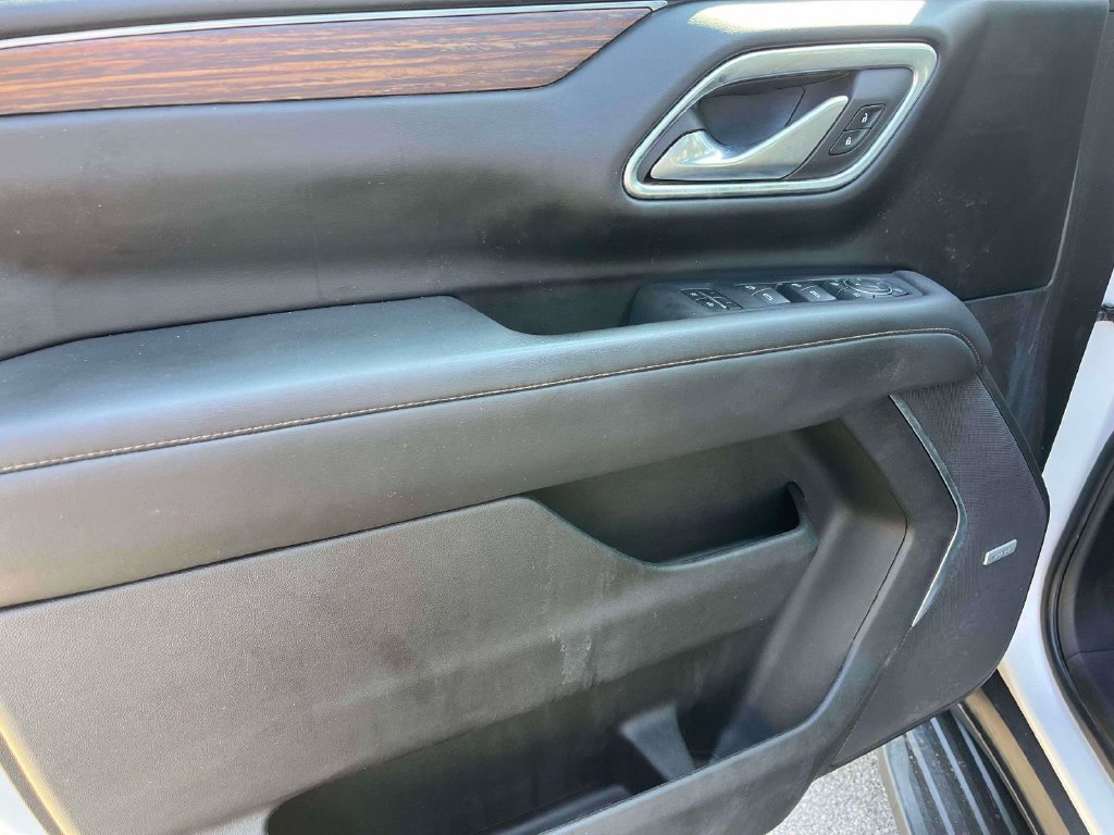 Used 2023 Chevrolet Suburban High Country w/ Advanced Technology Package AWD/4WD image 15