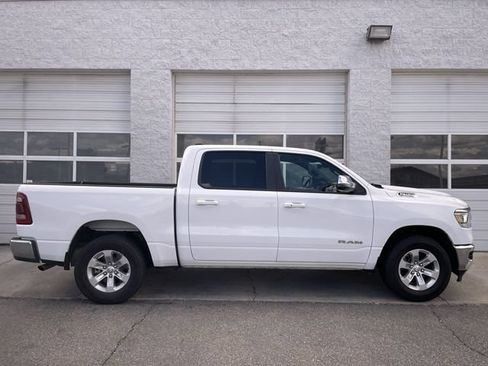 Used 2023 RAM 1500 Laramie AWD/4WD image 1