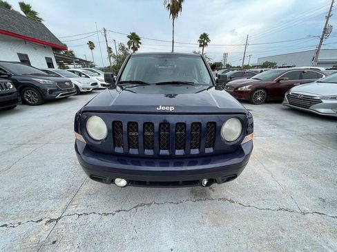 Used 2014 Jeep Patriot Latitude AWD/4WD image 1