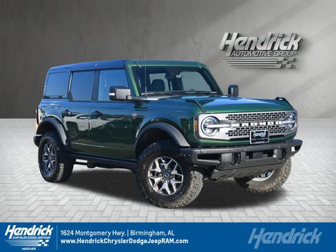 Used 2024 Ford Bronco Badlands image 1