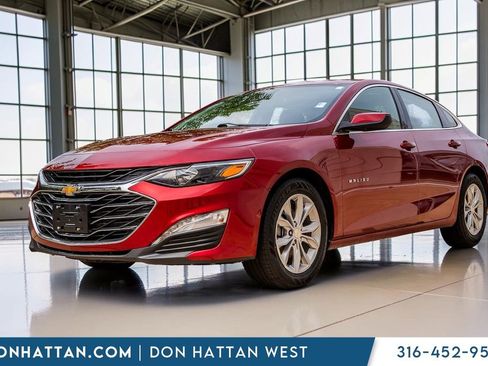 Used 2024 Chevrolet Malibu LT FWD image 1