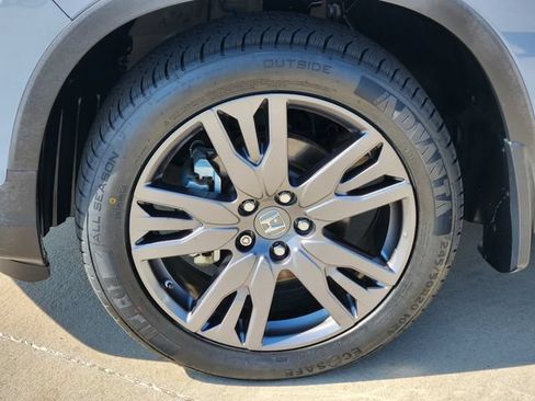 Used 2022 Honda Pilot Sport image 12