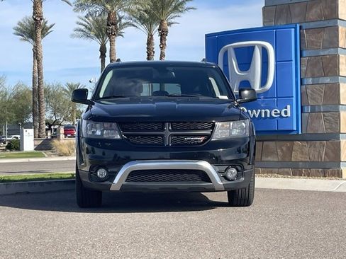 Used 2019 Dodge Journey Crossroad w/ Nav & Sun Group image 4