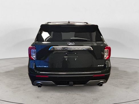 Used 2022 Ford Explorer Limited w/ Equipment Group 301A AWD/4WD image 4