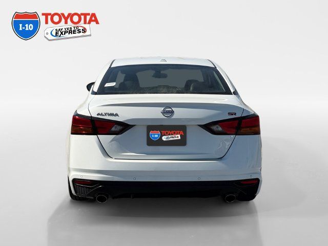 Used 2024 Nissan Altima 2.5 SR FWD image 4