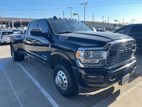 Used 2020 RAM 3500 Limited image 2