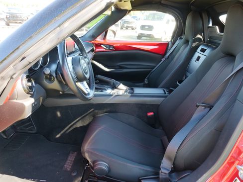 Used 2016 MAZDA MX-5 Miata Club image 14