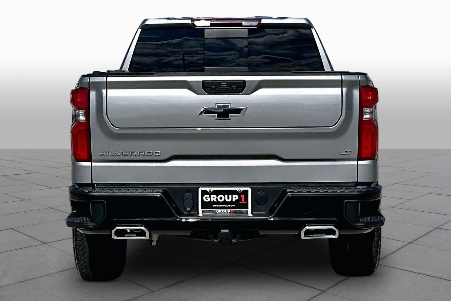Used 2026 Chevrolet Silverado 1500 LT Trail Boss w/ Convenience Package II AWD/4WD image 4