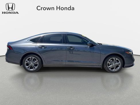 Used 2023 Honda Accord EX image 5