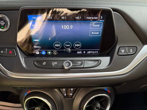 Used 2020 Chevrolet Blazer LT image 4