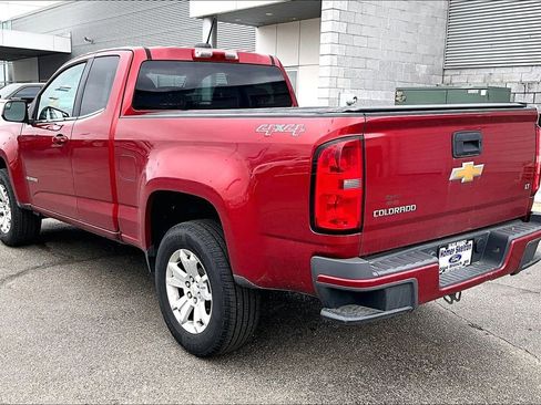 Used 2015 Chevrolet Colorado LT w/ LT Convenience Package image 3