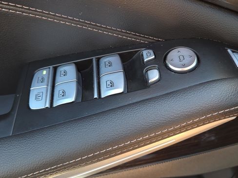 Used 2021 BMW X7 xDrive40i w/ Premium Package image 40