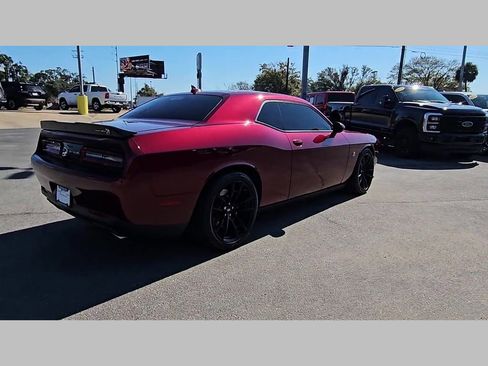 Used 2021 Dodge Challenger R/T Scat Pack w/ Dynamics Package image 31