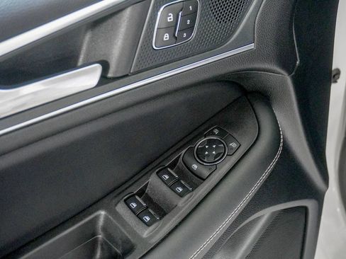 Used 2024 Ford Edge ST w/ Equipment Group 401A AWD/4WD image 18