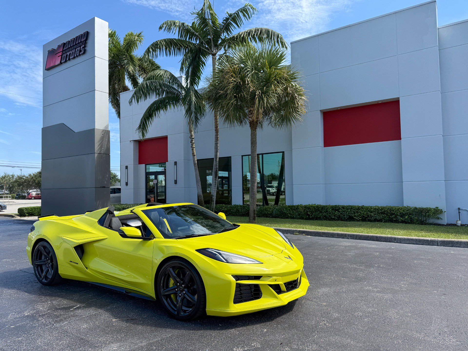 Used 2024 Chevrolet Corvette Z06 w/ Battery Protection Package RWD image 1