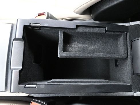 Used 2025 Lincoln Corsair FWD image 19