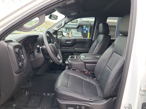 Used 2022 Chevrolet Silverado 1500 Custom Trail Boss w/ LPO, Dark Essentials Package image 12