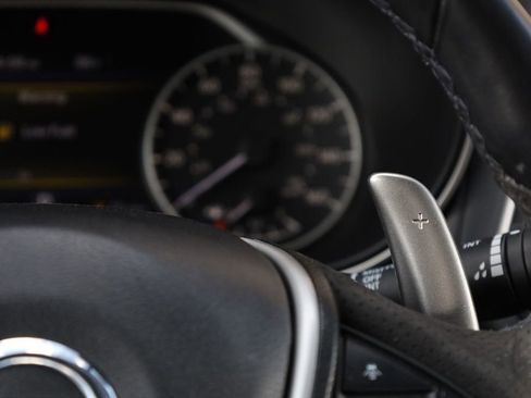 Used 2016 Nissan Maxima SR image 34