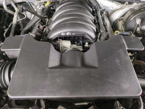 Used 2015 GMC Yukon SLT image 30