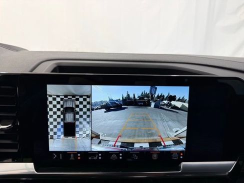 Used 2024 GMC Sierra 3500 SLT w/ SLT Premium Package image 37