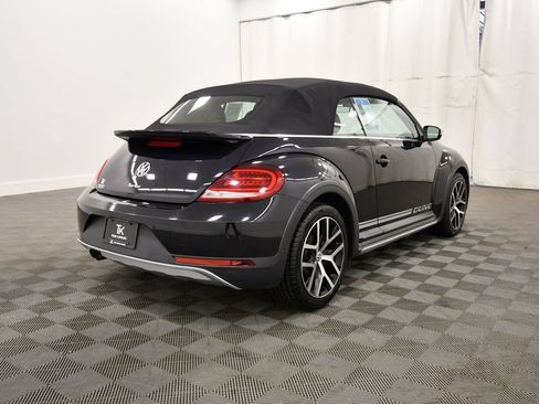 Used 2018 Volkswagen Beetle 2.0T Dune FWD image 8