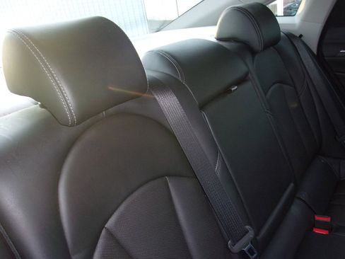 Used 2017 Buick LaCrosse Premium image 13