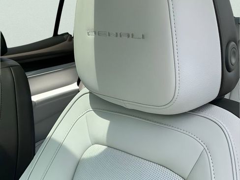 New 2026 GMC Terrain Denali image 28