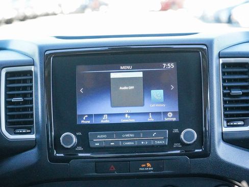 Used 2022 Nissan Frontier SV image 15