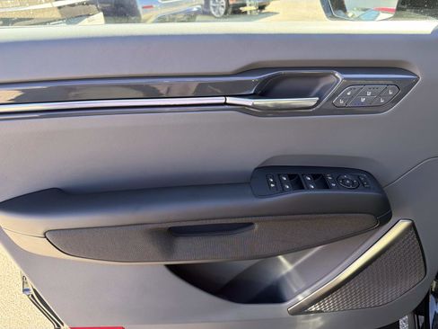 Used 2026 Kia EV9 GT-Line image 19