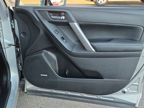 Used 2015 Subaru Forester 2.5i Limited image 30