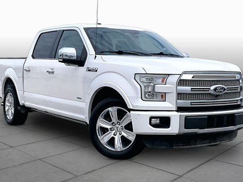 Used 2015 Ford F150 Platinum w/ Equipment Group 701A Luxury RWD image 3