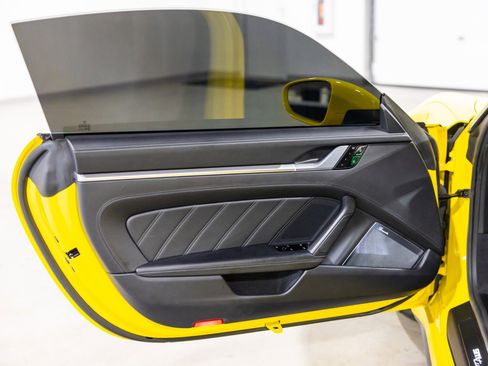 Used 2021 Porsche 911 Turbo S image 29