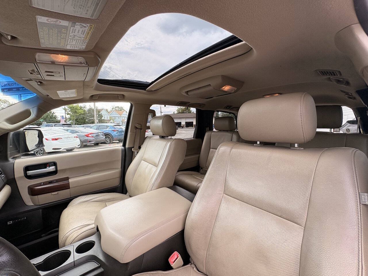 Used 2011 Toyota Sequoia Platinum AWD/4WD image 16