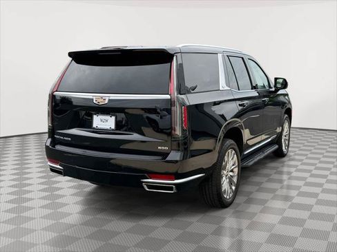 Used 2021 Cadillac Escalade Premium Luxury AWD/4WD image 7