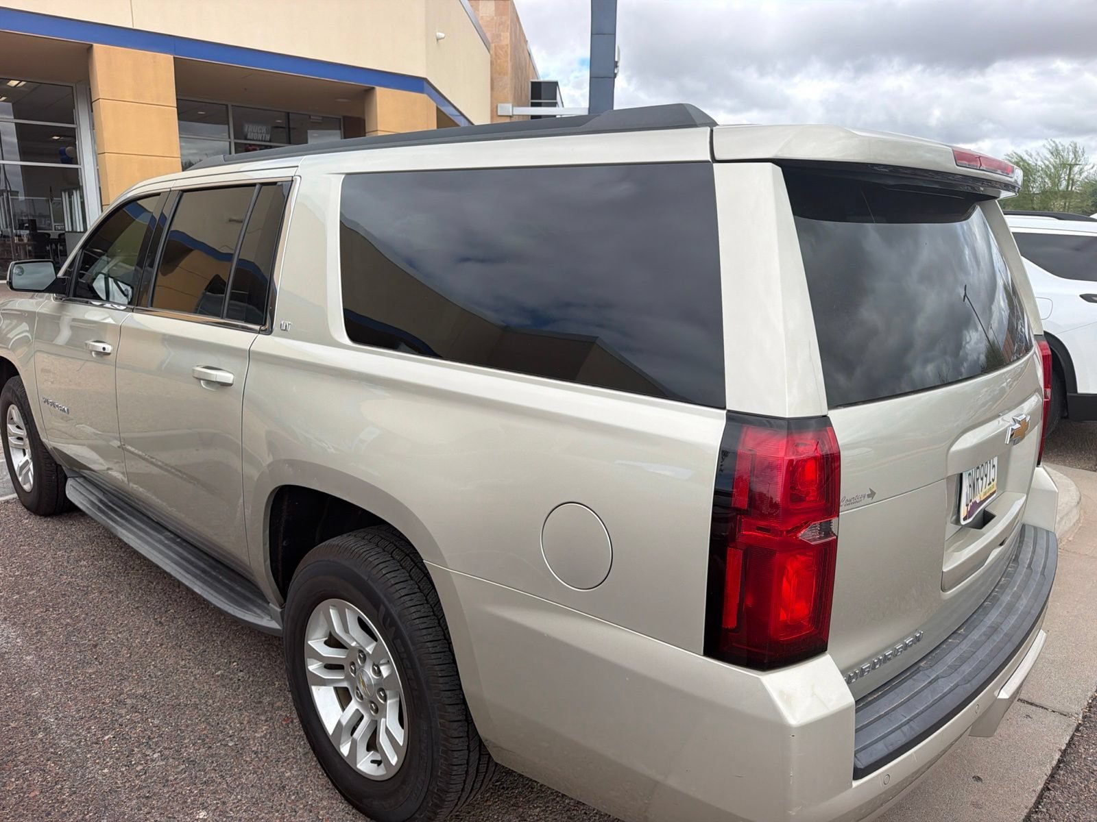 Used 2016 Chevrolet Suburban LT w/ Max Trailering Package RWD image 15