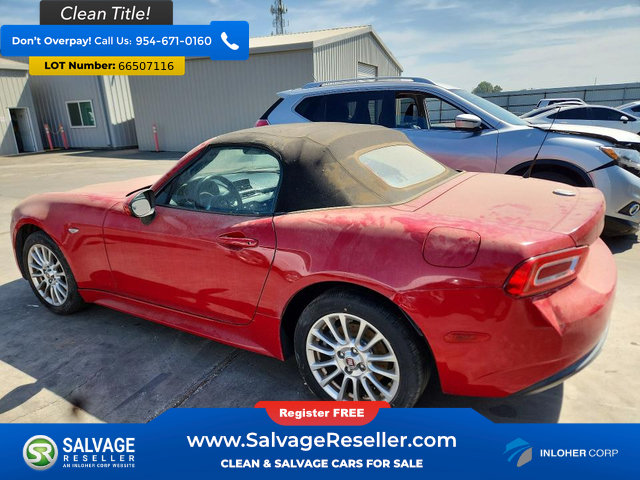 Used 2017 FIAT 124 Spider Classica RWD image 3