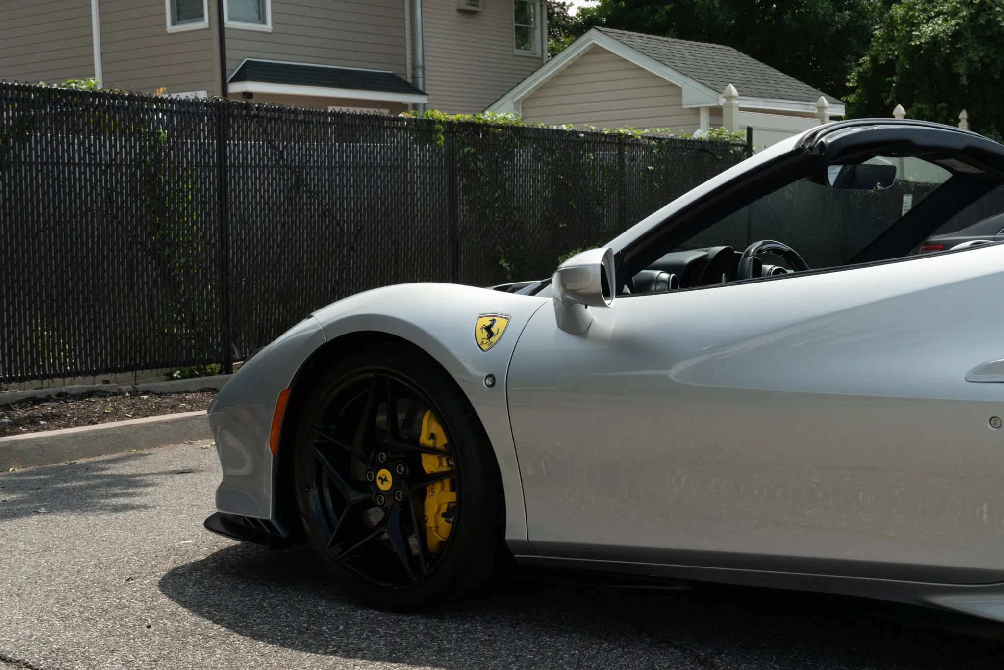 Used 2022 Ferrari F8 Tributo RWD image 44