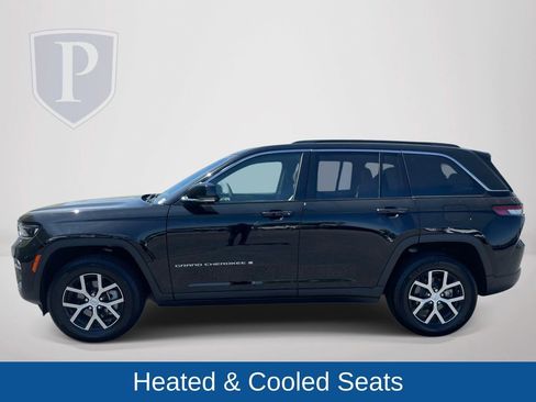 Used 2025 Jeep Grand Cherokee Limited w/ Luxury Tech Group II image 6
