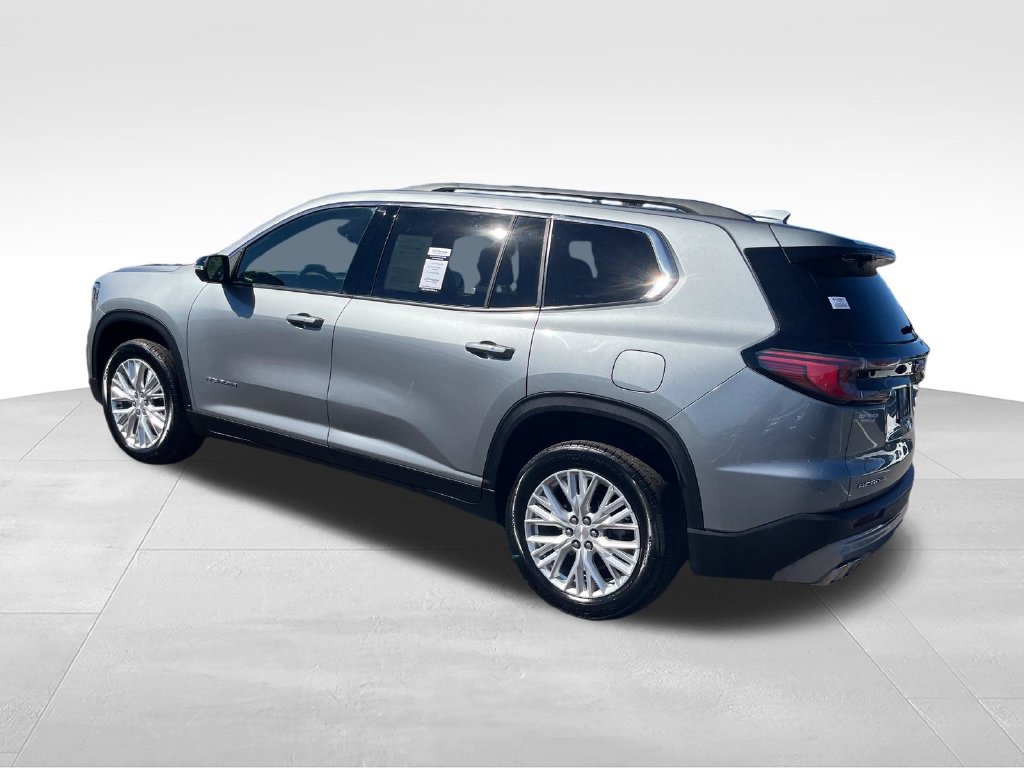 Used 2026 GMC Acadia Elevation w/ Elevation Premium Package FWD image 3