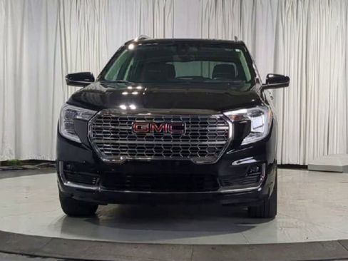 Used 2022 GMC Terrain Denali AWD/4WD image 3