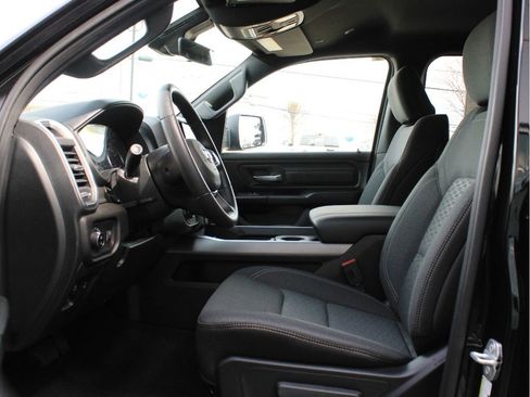 New 2026 RAM 1500 Express AWD/4WD image 11