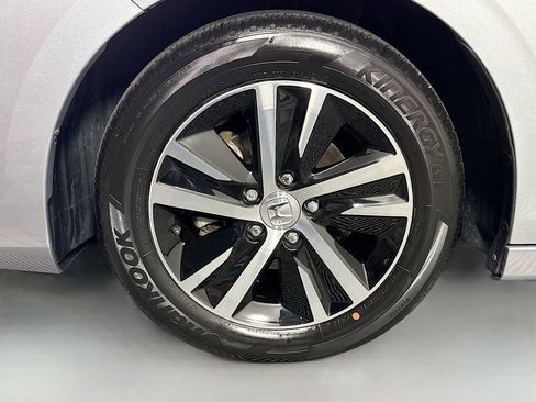 Used 2024 Honda Civic LX image 27