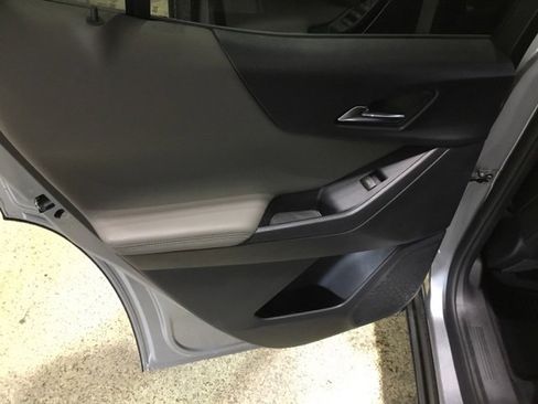 New 2026 Chevrolet Equinox LT w/ Convenience Package II image 43