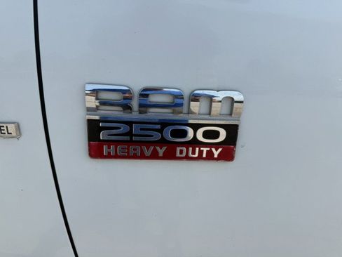 Used 2010 Dodge Ram 2500 Truck SLT w/ Luxury Group image 21