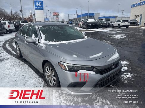 Used 2022 Honda Civic LX image 1