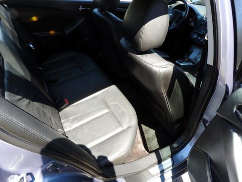 Used 2012 Nissan Altima 2.5 SL w/ 2.5SL Pkg image 8