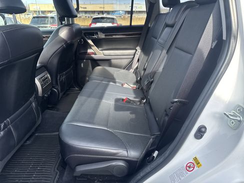 Used 2016 Lexus GX 460 Luxury image 13