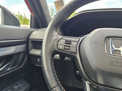 Used 2025 Honda CR-V Sport image 33