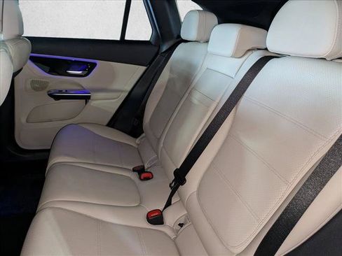 Certified 2026 Mercedes-Benz GLC 300 image 17