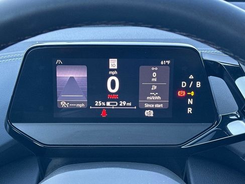 Used 2024 Volkswagen ID.4 2WD image 24